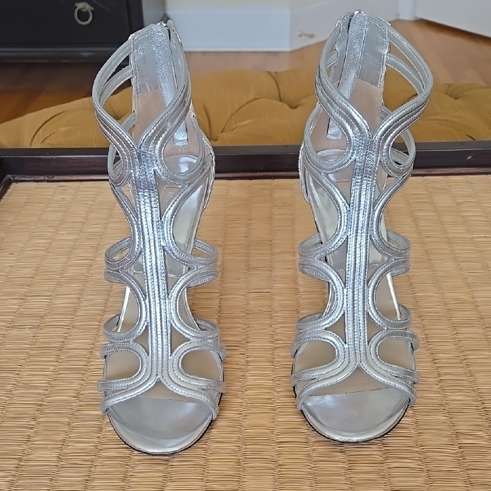 MICHAEL KORS COLLECTION Elegant Silver Strappy Women's Heels